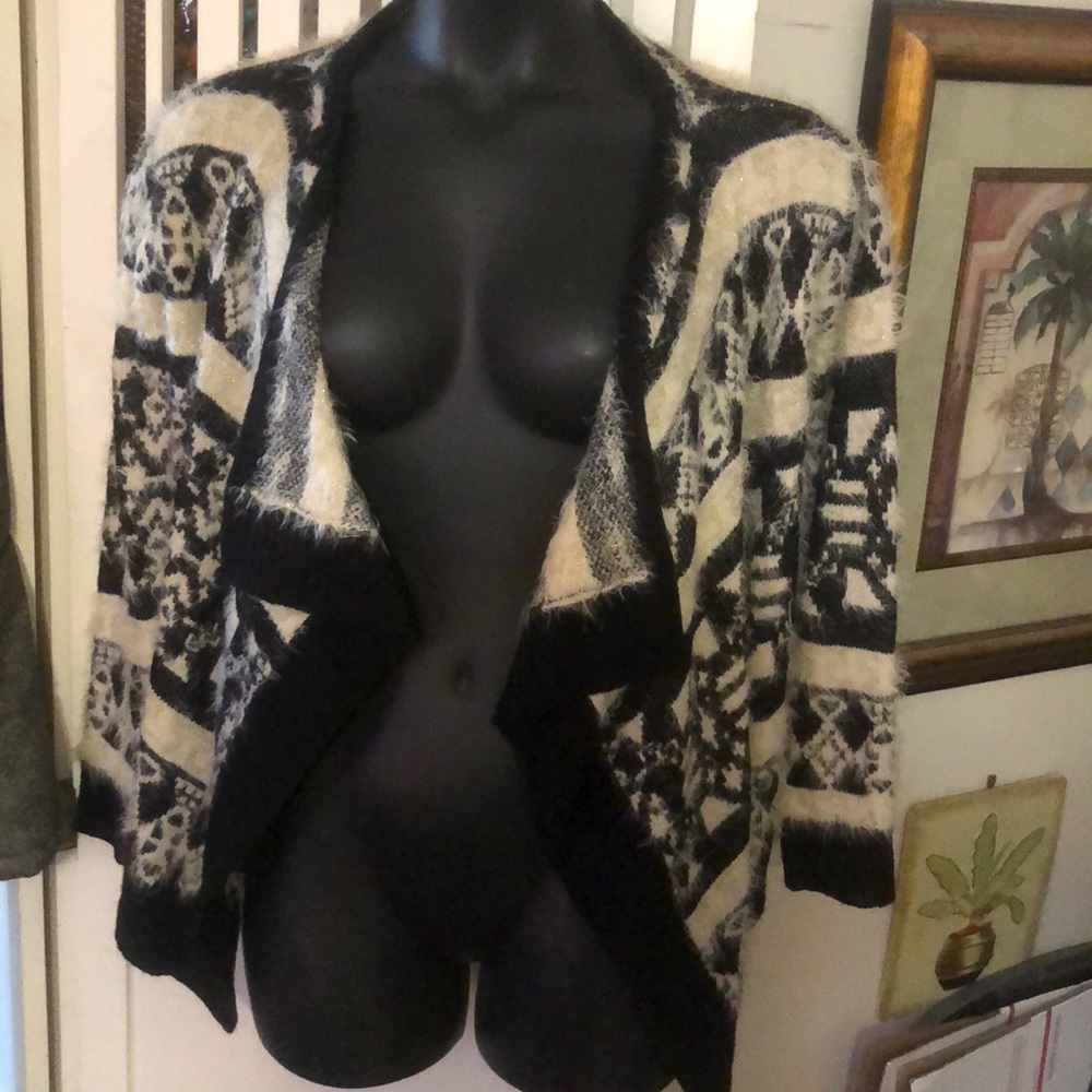 Beulah Black\Cream Knit Long Sleeve, Open Cardigan with Drape